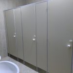 Туалетные кабинки – пример работ